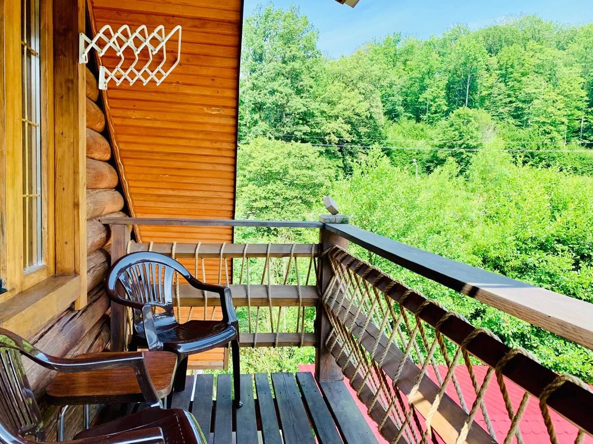 Мини-отель Yankovsky Dvir Поляна-7