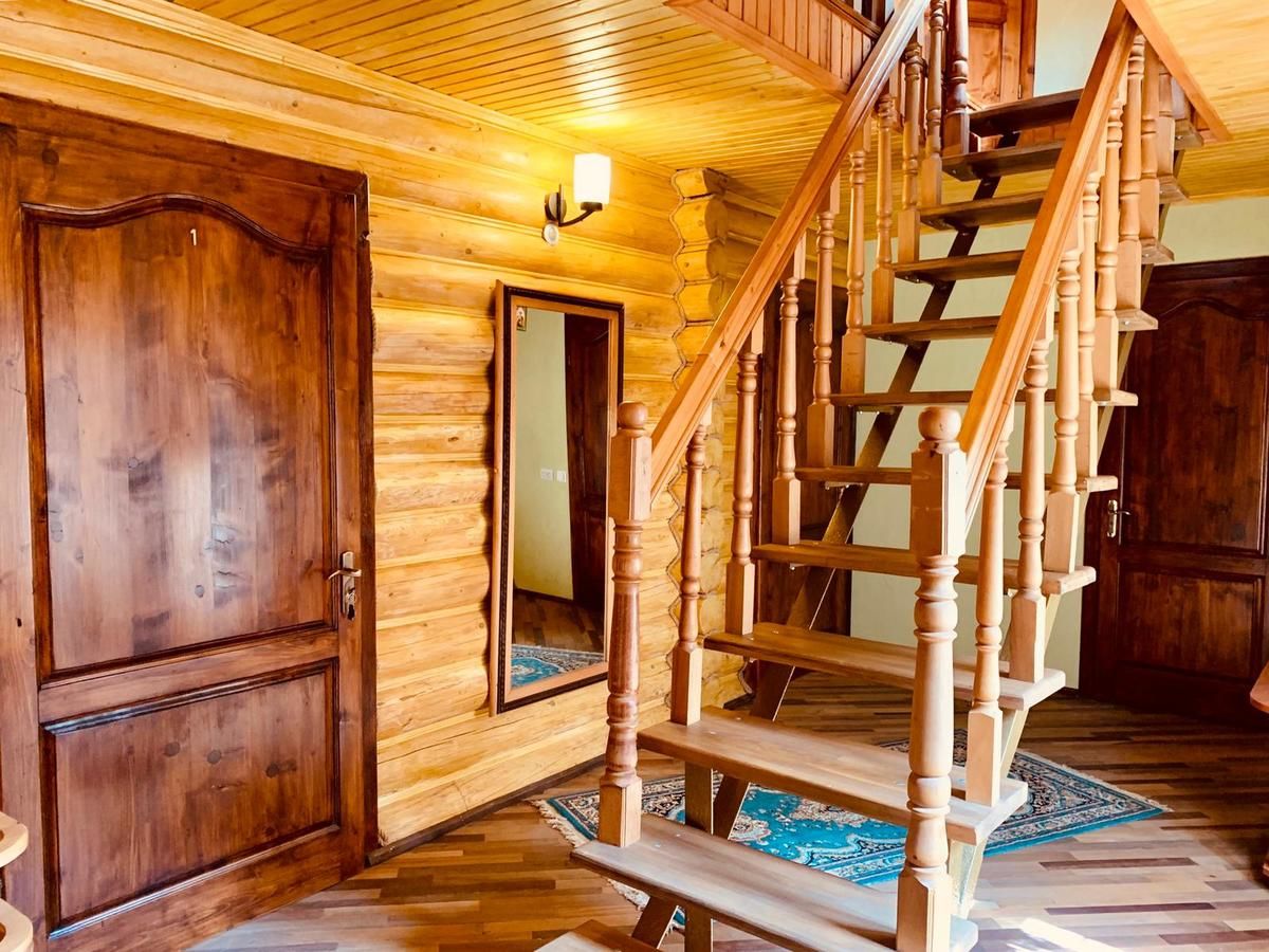 Мини-отель Yankovsky Dvir Поляна-9